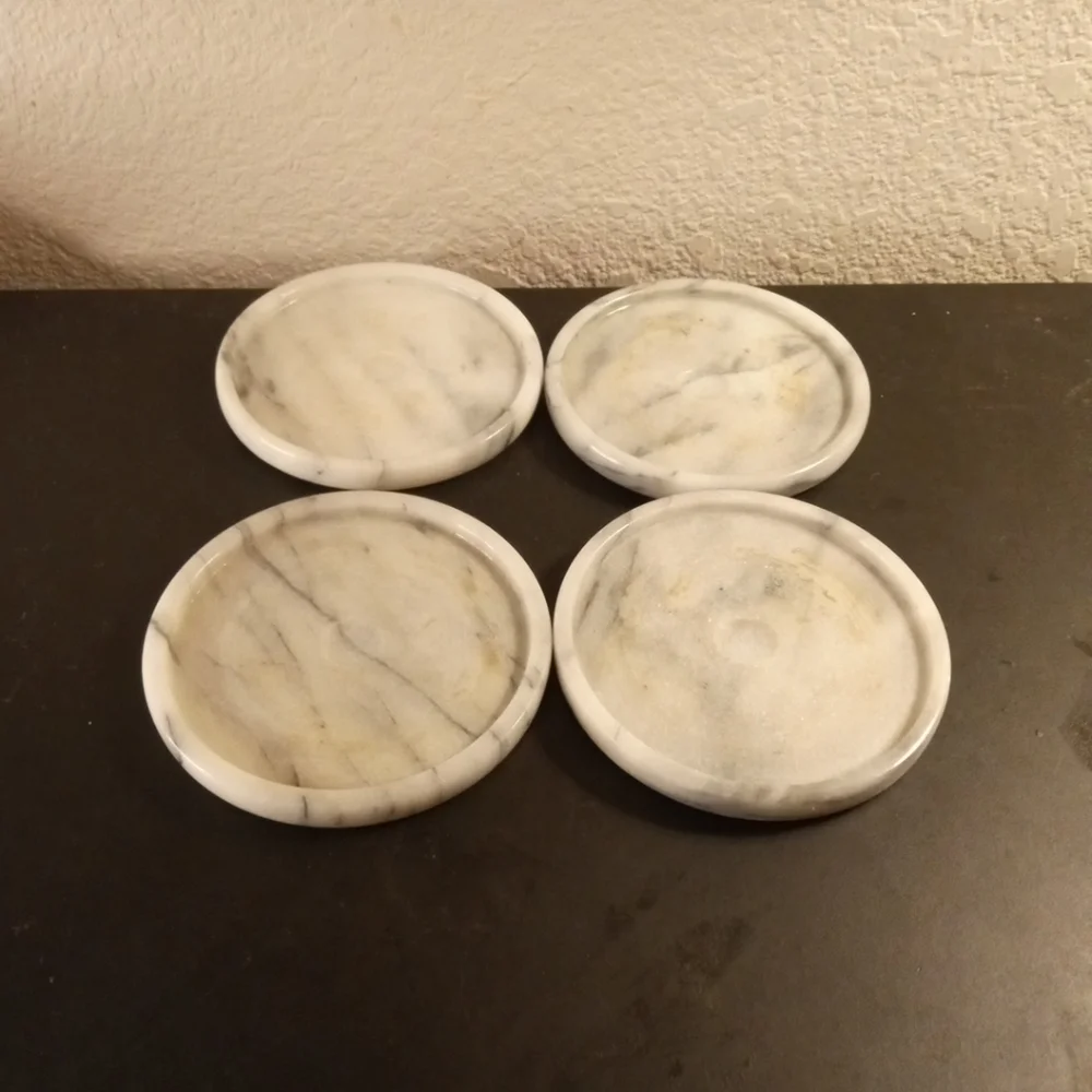 GORGEOUS Set of 4 Solid Marble 4